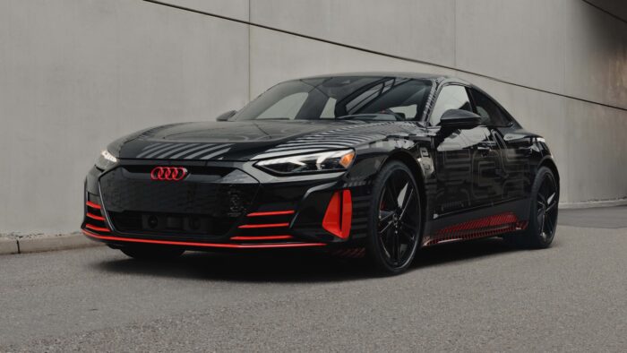 Audi RS e-tron GT (2023) - Image 2