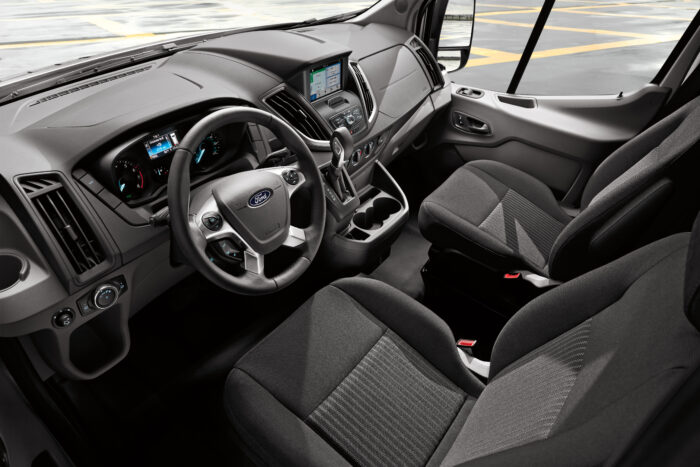 Ford Transit - 2018 - Image 2