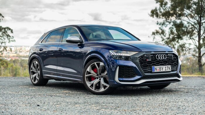 Audi RS Q8 (2022) - Image 2