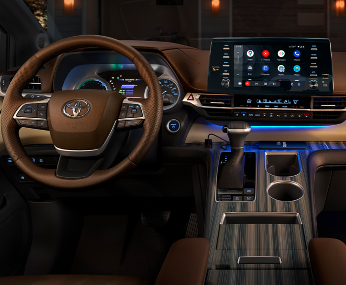 Toyota Sienna - Image 2