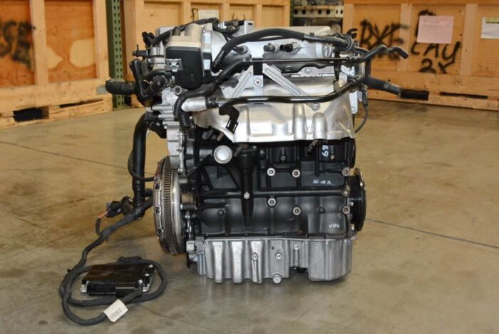 Volkswagen VR6 (3.2L) (Used) engine - Image 4