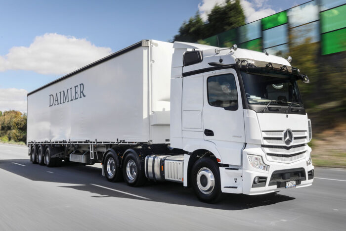 Mercedes-Benz Actros Trucks - Image 3