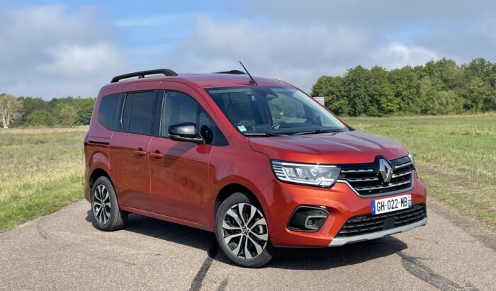 Renault Kangoo - 2022 - Image 6
