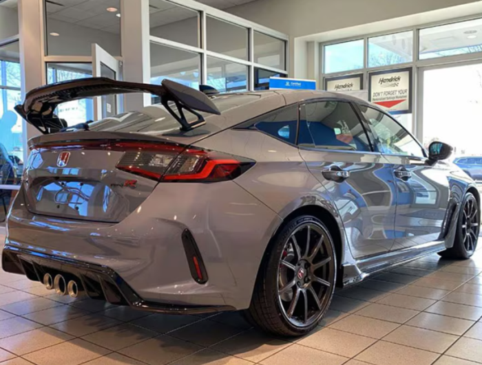 Honda Civic - Image 8