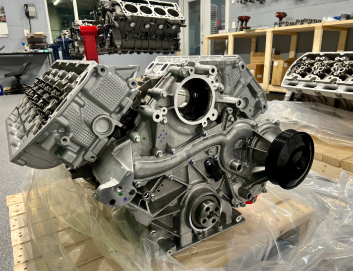 Ford Power Stroke 6.7L Diesel Engine - Image 3