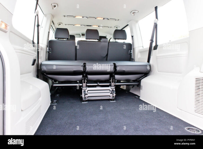 Volkswagen Transporter - 2018 - Image 5