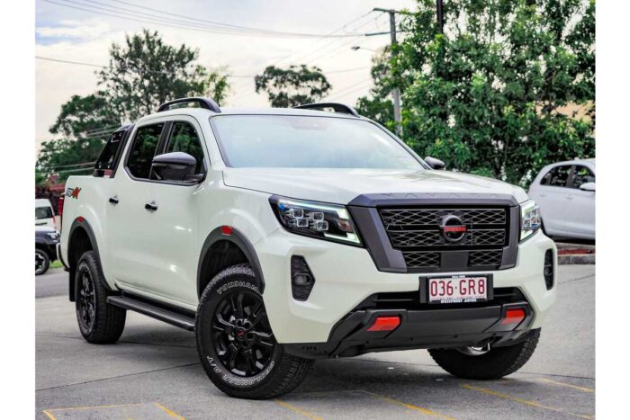 Nissan Navara PRO-4X - 2023 - Image 4
