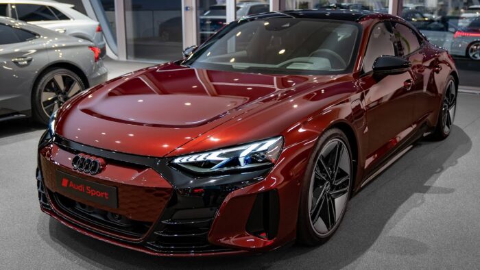 Audi RS e-tron GT (2023)
