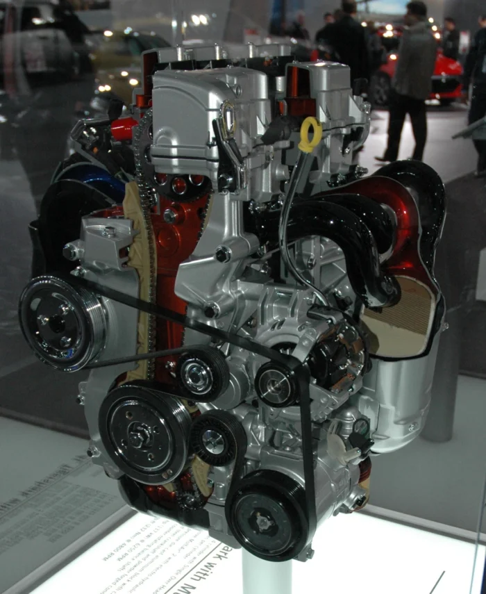 Chrysler 2.4L Tigershark Engine - Image 6