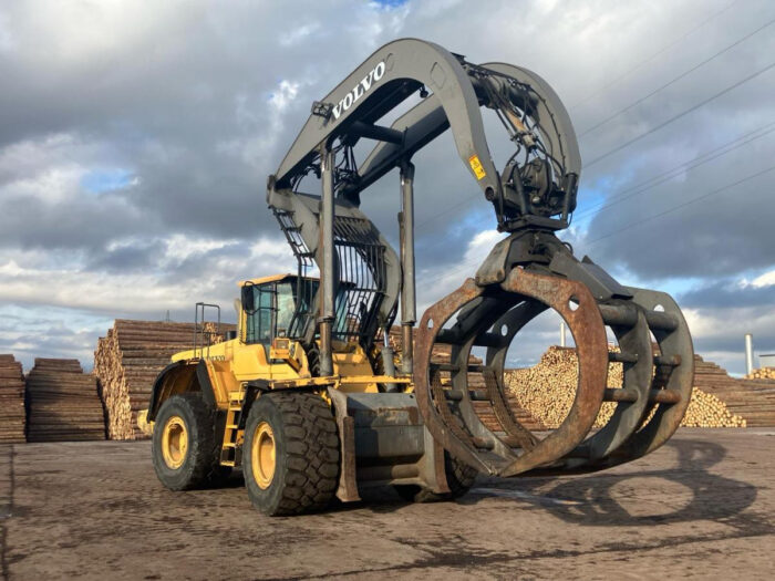 Volvo L180H High-Lift Loader - Image 4