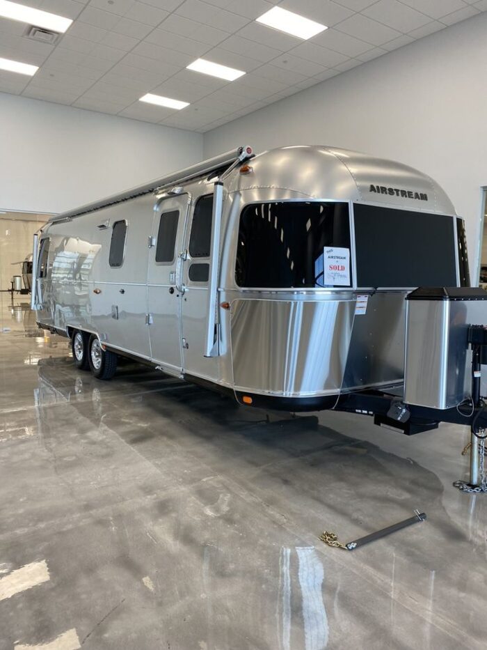 Airstream Classic - Image 4