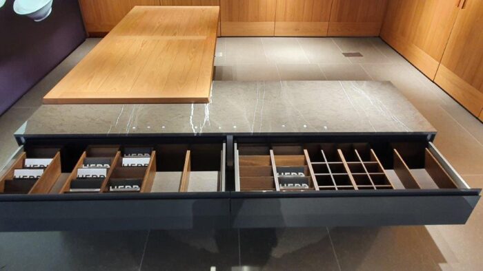 Arclinea Convivium Collection - Image 6