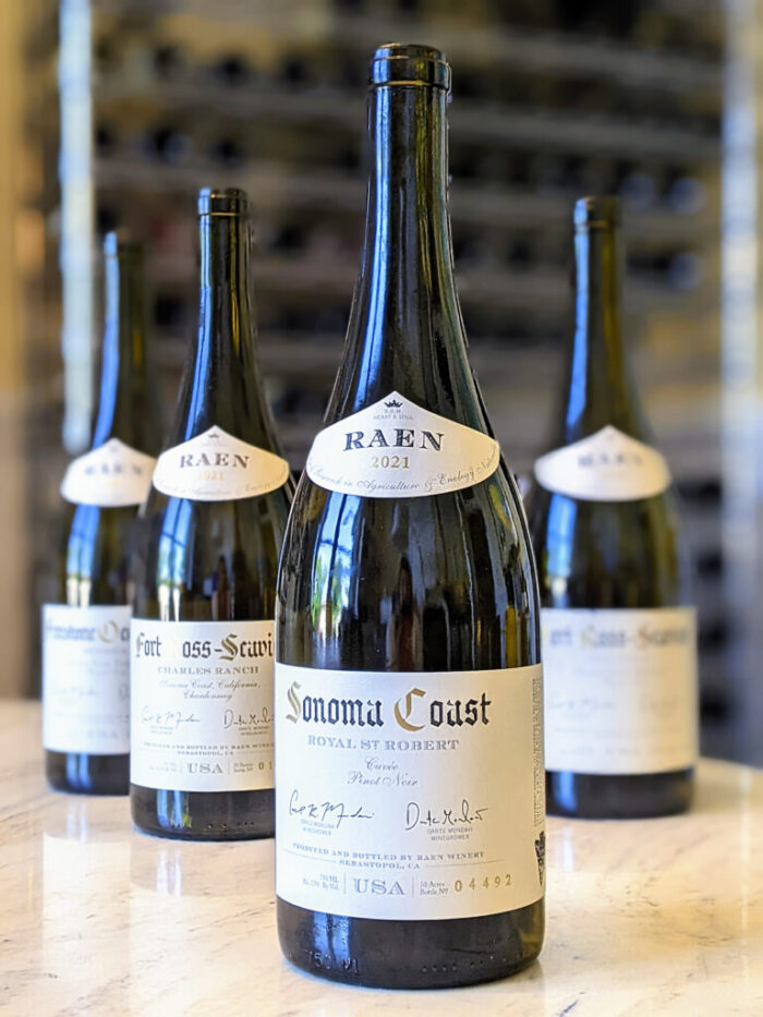 Raen Royal St. Robert Cuvee Pinot Noir (2021) - Sonoma Coast, USA