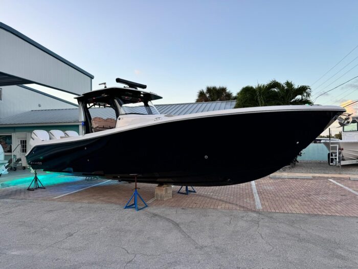 EdgeWater 370CC - Image 6