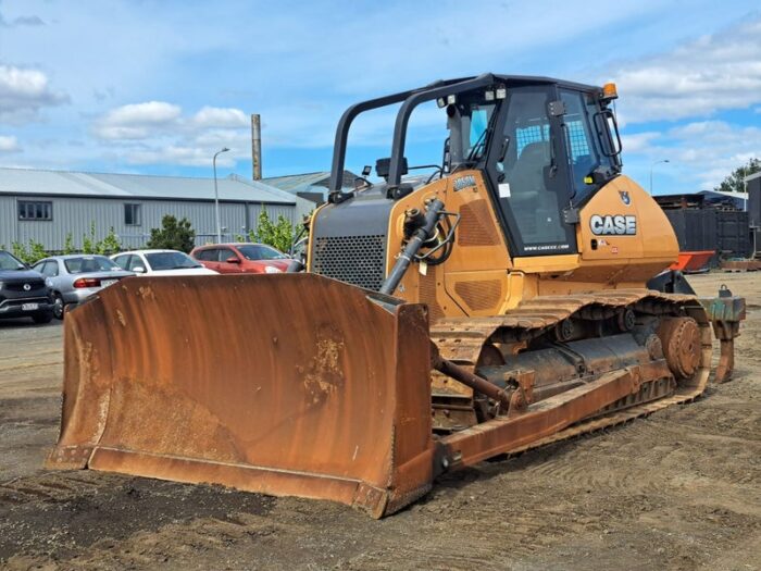 CASE 2050M Dozer - Image 3