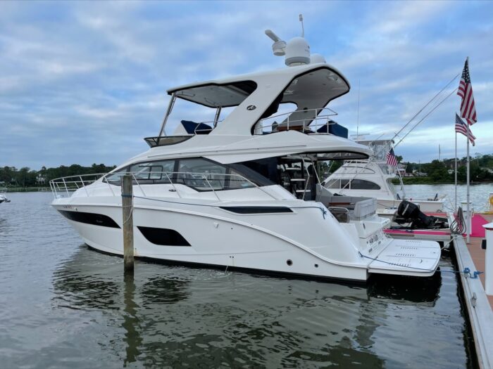 Sea Ray Sundancer 520 - Image 4