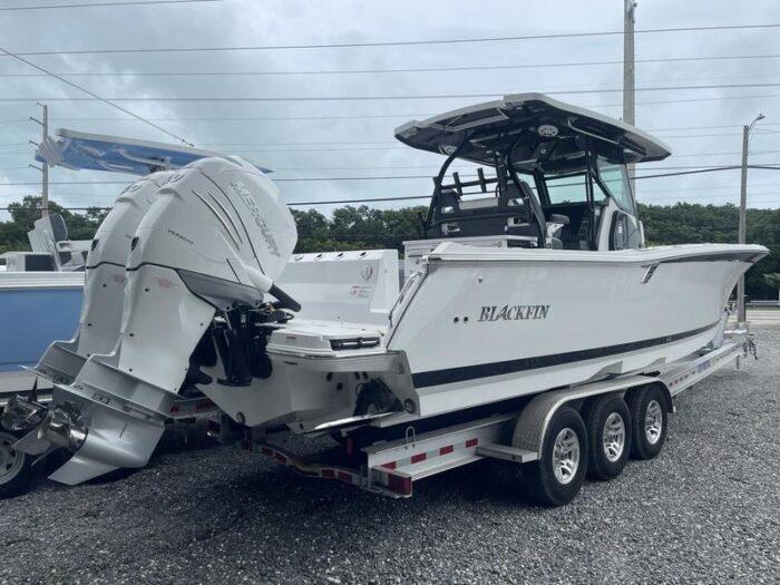 Blackfin 332 CC - Image 5