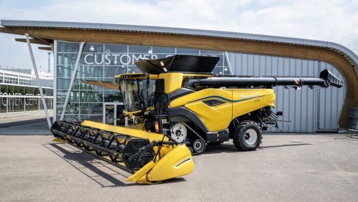 New Holland CR10.90 - Image 3