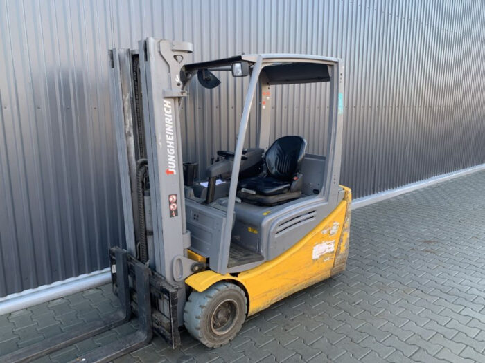Jungheinrich EFG 220 Electric Forklift - Image 3