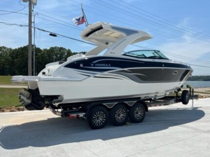 Formula 310 Bowrider