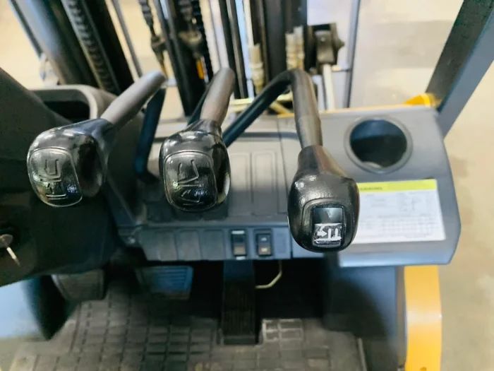 Caterpillar GP25N - Image 2