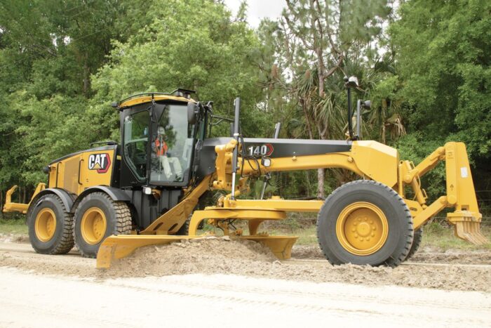 Caterpillar 140 Motor Grader - Image 8