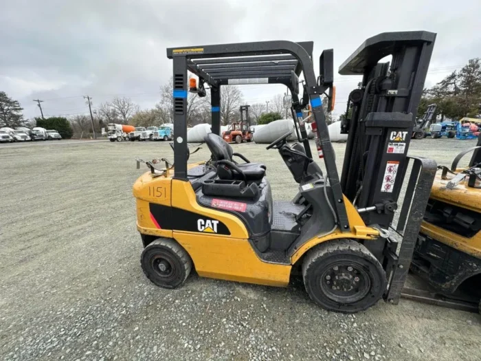 Caterpillar GP25N - Image 10