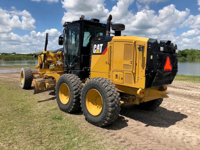 Caterpillar 12M3 Motor Grader - Image 9
