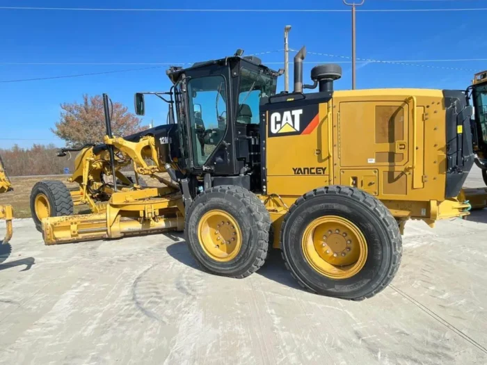 Caterpillar 12M3 Motor Grader - Image 10