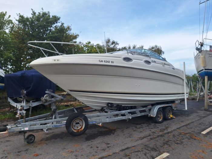 Sea Ray Sundancer 520