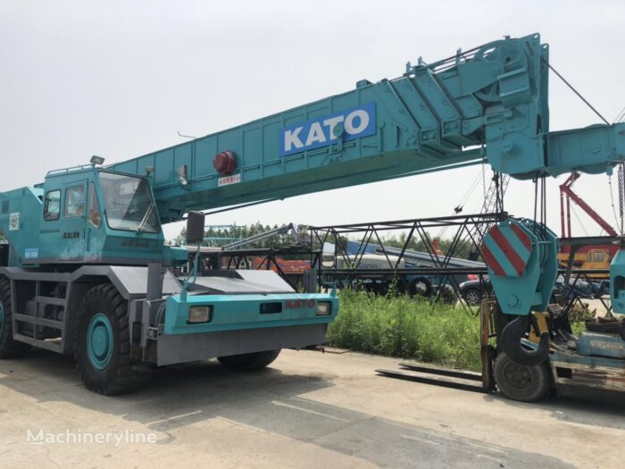 Kato NK-500E All-Terrain Crane - Image 4