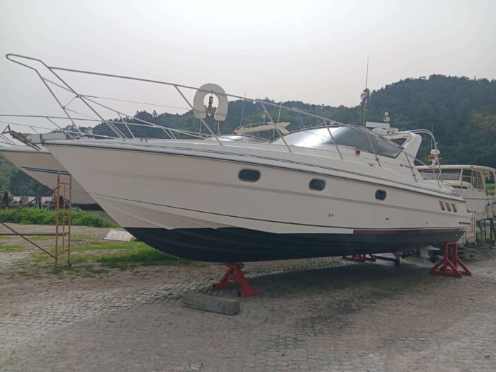 Fairline Targa 48 - Image 12