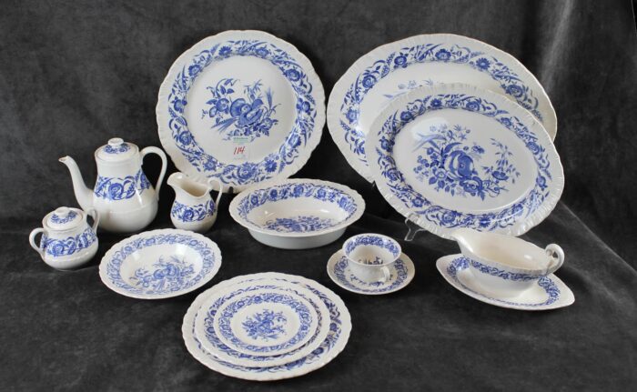 Wedgwood China Sets - Image 7