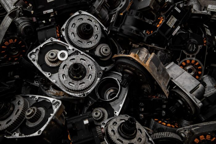 Automotive Scrap (e.g., car parts, frames) - Image 8