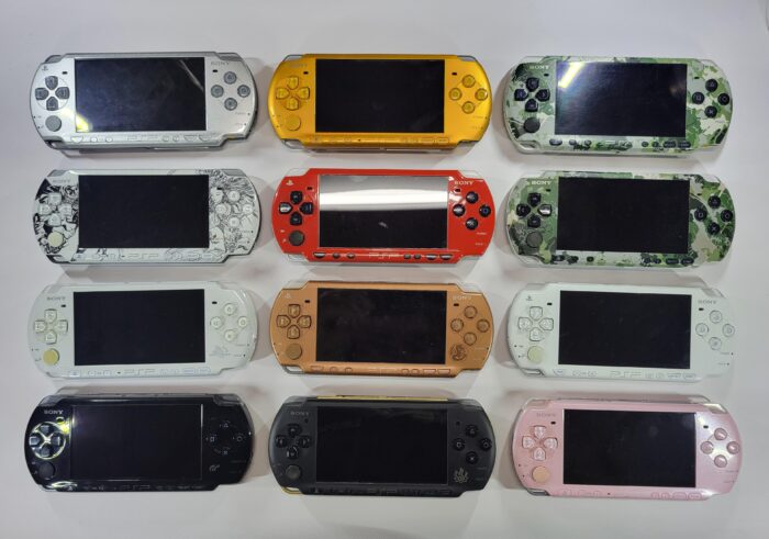 PlayStation Portable (Premium Editions) - Image 5