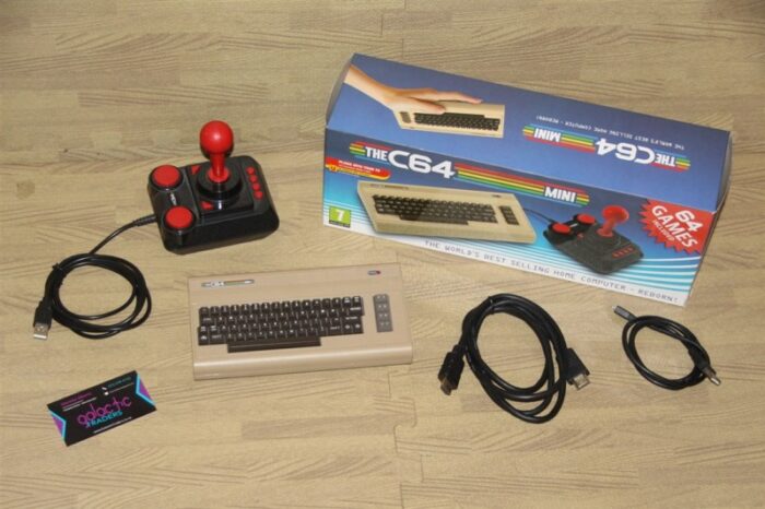 Commodore 64 Mini Console (Gold Edition)