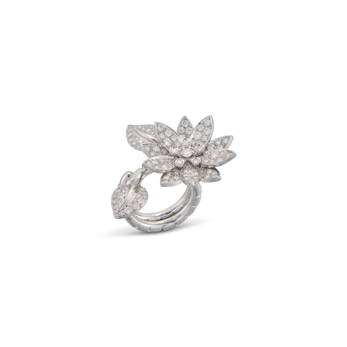 Van Cleef & Arpels Lotus Diamond Ring - Image 2