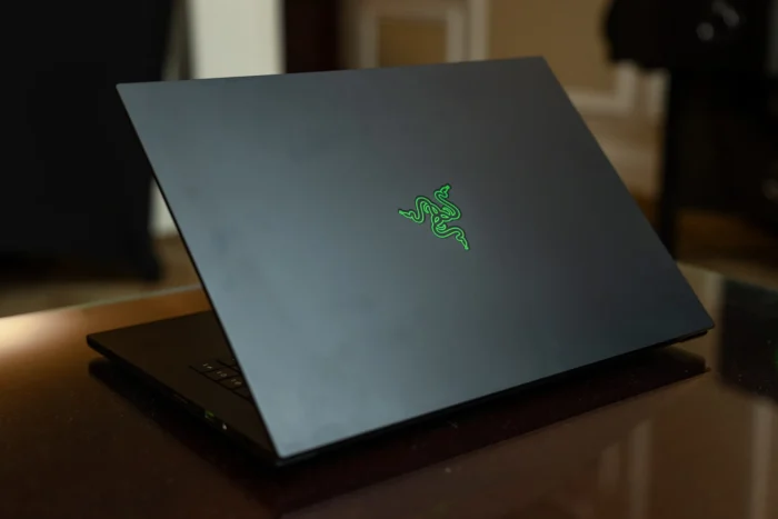 Razer Blade 16 (2025) - Image 2