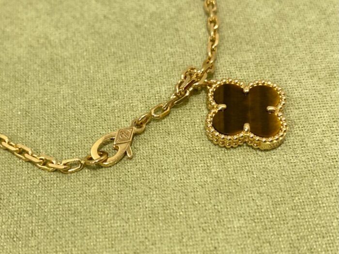 Van Cleef & Arpels Magic Alhambra Chain - Image 3