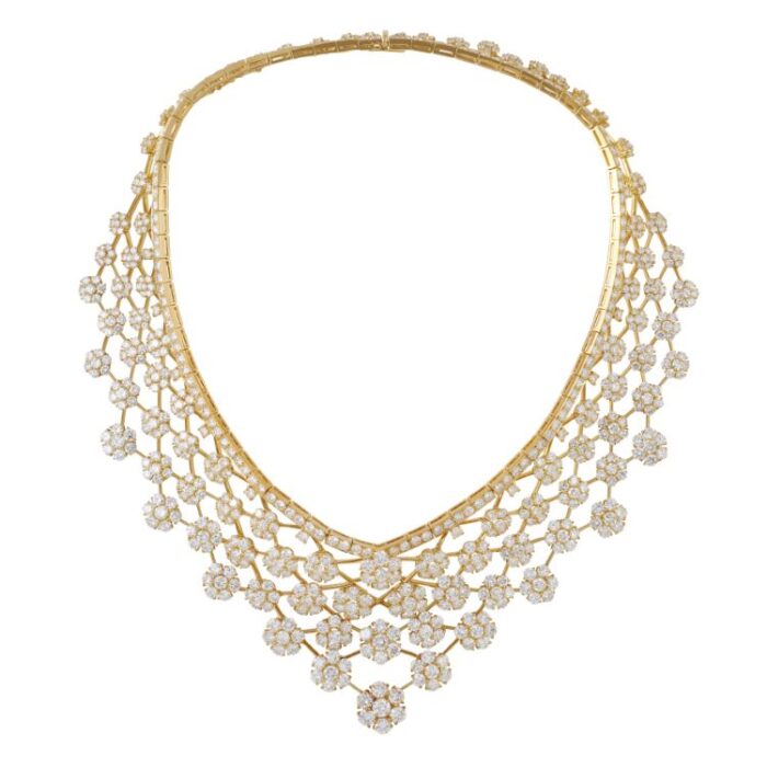Van Cleef & Arpels Snowflake Diamond Necklace - Image 3