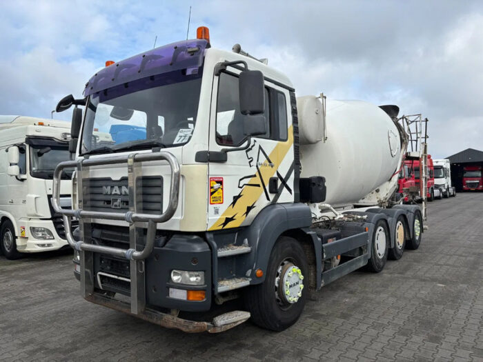 MAN TGS 41.430 8x4 BB with Stetter Mixer - Image 6