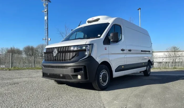 Renault Master Refrigerated Van (2025) - Image 4