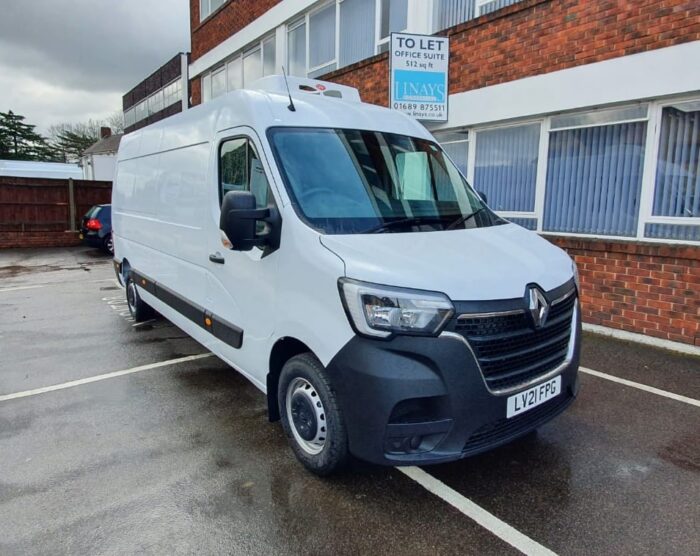 Renault Master Refrigerated Van (2025) - Image 5