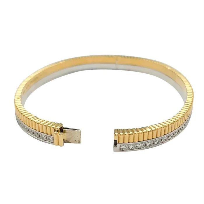 Boucheron Quatre Radiant Bangle