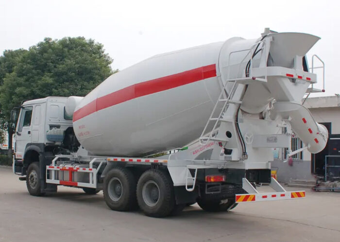 HOWO Sinotruk 12CBM Mixer Truck - Image 2