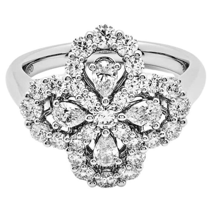 Harry Winston Diamond Loop Bangle - Image 3