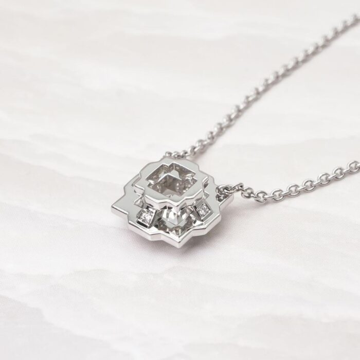 Harry Winston Belle High Jewelry Necklace
