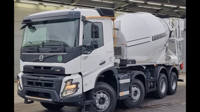 Volvo FMX 460 8x4 Concrete Mixer - Image 4