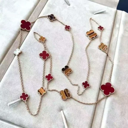 Van Cleef & Arpels Magic Alhambra Chain