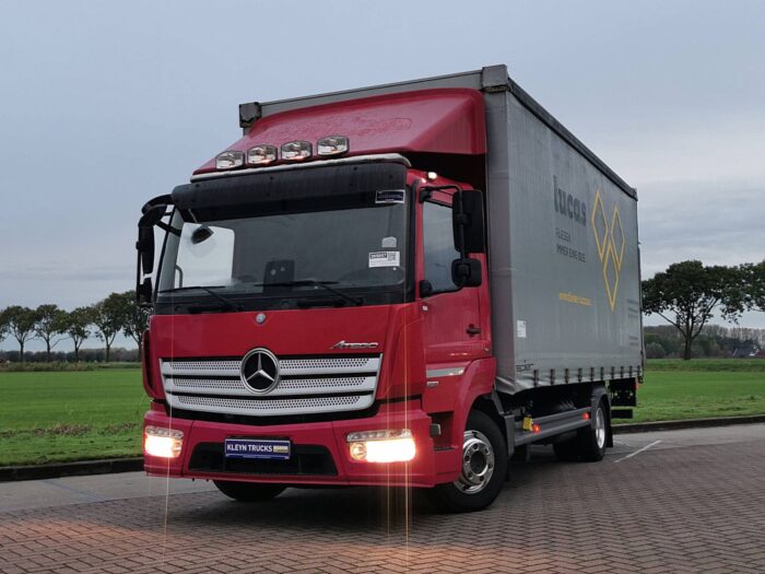 Mercedes-Benz Atego 1524 Fridge Truck